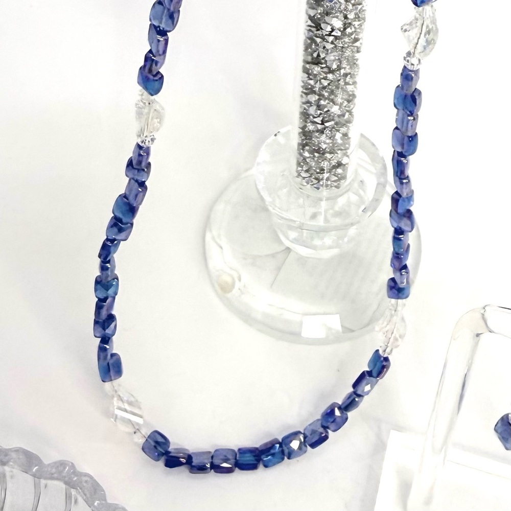 SOLD** koreanna AB Cushion Cut Blue Glass Beaded Necklace bracelet & earrings - Picture 6 of 9